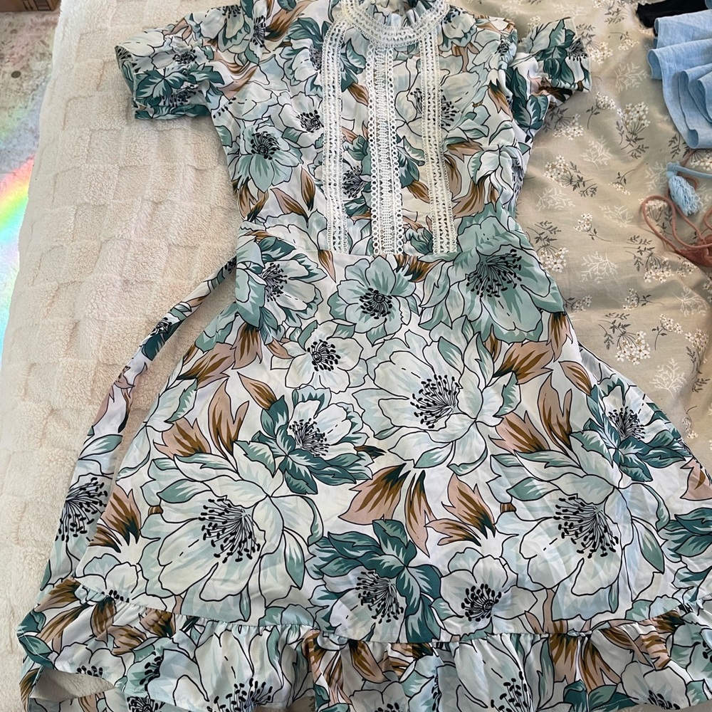 SHEIN Floral Mini Dress - Green and White